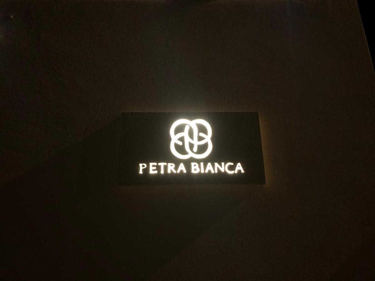 مبيت وإفطار توري سان جيوفاني أوغينتو Petra Bianca المظهر الخارجي الصورة